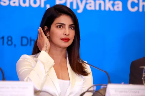 Priyanka Chopra's new hair and 200-carat diamond necklace at Bulgari event look