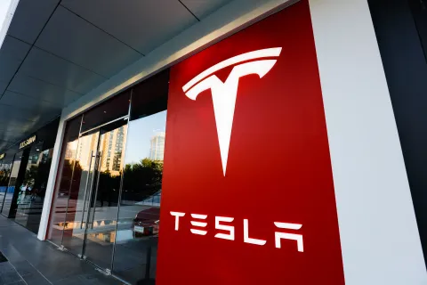 Elon Musk world's richest man again after earning $30 billion
