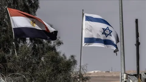 شرطة الاحتلال تقمع بالقوة مظاهرات وسط تل أبيب (فيديو)