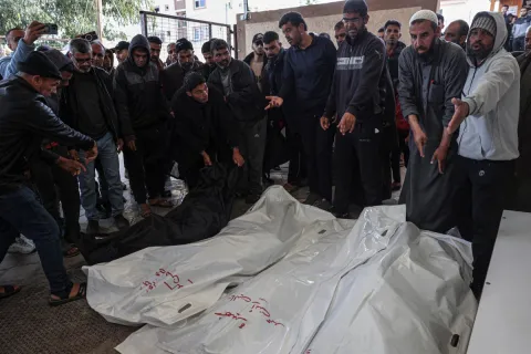 اجتماع سري في البحرين بحضور قادة عسكريين من