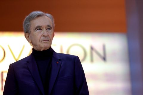 Bernard Arnault, the wolf in the cashmere coat, dominates Paris 2024 Olympics