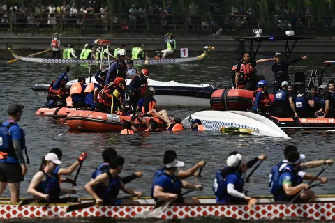 41 African refugees missing in tragic capsizing off Yemeni coast