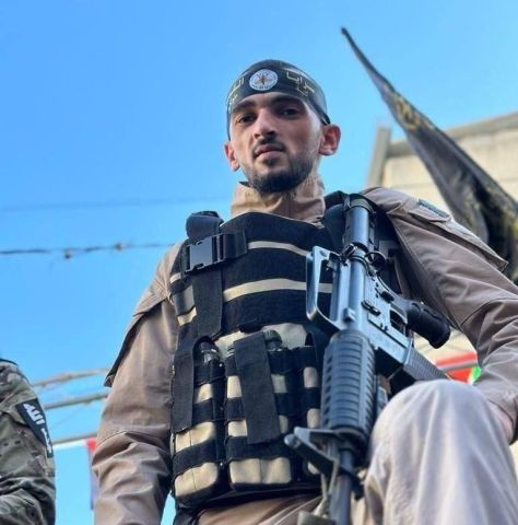 Palestinian citizens break security siege to free Tulkarm battalion leader