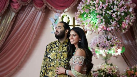 عائلة أنانت أمباني تشعل المسرح في حفل سانجيت Sangeet