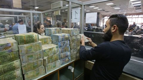 سعر الدولار اليوم في مصر الجمعة 2 أغسطس 2024.. استمرار انخفاض الجنيه