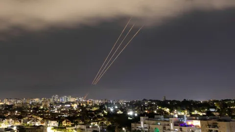 فرنسا وكندا والولايات المتحدة والأردن لرعاياها في لبنان: