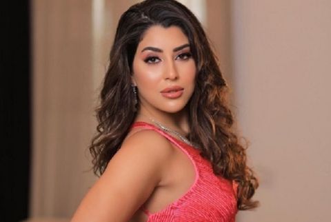 أيتن عامر ترد على اتهامات طليقها لها بحرمانه من أبنائه