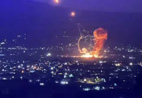 غارة إسرائيلية على جنوب لبنان وحزب الله يرد بالصواريخ