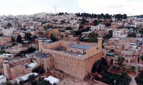 القسام توثق بالفيديو عملية الخليل.. عمليتان مزدوجتان في 