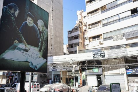 المنطقة على صفيح ساخن: ترقب لخطاب نصر الله واستعدادات عسكرية إسرائيلية وأمريكية