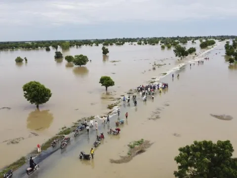 مصرع 30 شخصا وتضرر مليون آخرين بسبب فيضانات شمال نيجيريا