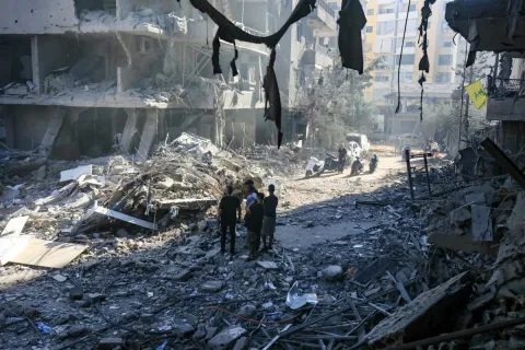 ما هو مصير قائد فيلق بدر؟.. عشرات الغارات على لبنان