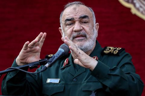 قائد الحرس الثوري الإيراني ل