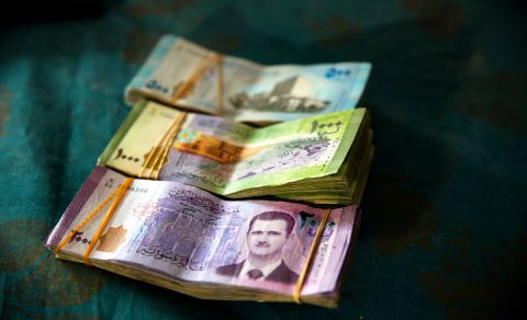 سعر الدولار اليوم في مصر الثلاثاء 29 أكتوبر 2024.. الأخضر يتراجع