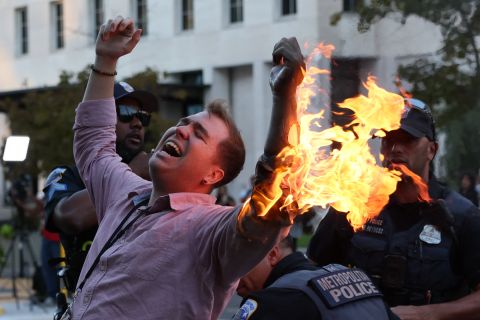 Man sets himself ablaze outside the White House during pro-Palestine protest