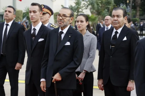 الأميرة خديجة تخطف الأضواء في مراسم استقبال الرئيس الفرنسي في المغرب