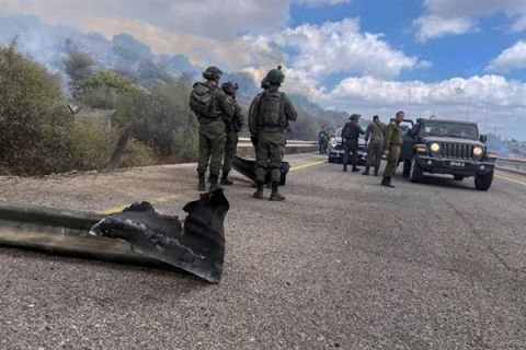 بالفيديو.. الجيش الإسرائيلي يهاجم مواقع حدودية بين لبنان وسوريا