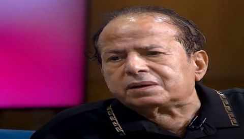 ليلى علوي تخطف الأنظار بفستان جريء في القاهرة السينمائي