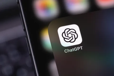 ChatGPT launches a new feature that can surf the internet for users