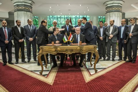 Hamas and Fatah hold talks in Cairo on Gaza governance