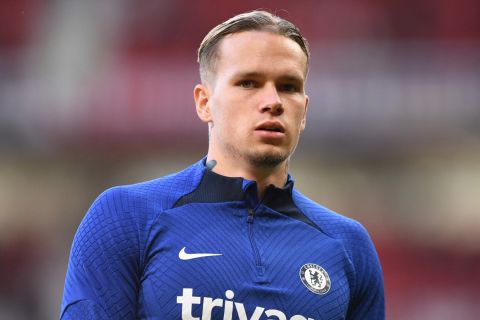Chelsea Winger Mykhailo Mudryk Faces Suspension After Positive Doping Test