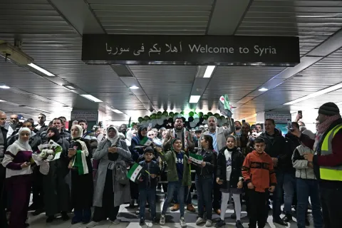 Ahmed al-Sharaa visits Damascus Airport