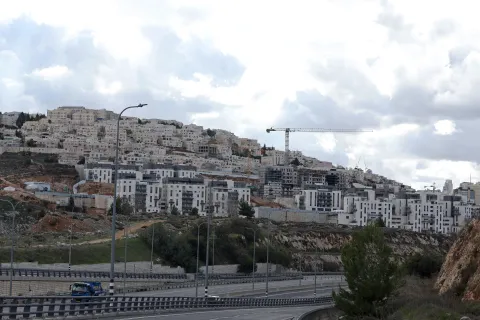 Knesset advances bill allowing Jewish land registration in West Bank