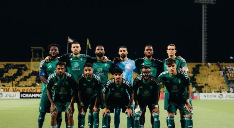 كيسي: زميلي في الأهلي نجم ويستحق اللعب في برشلونة
