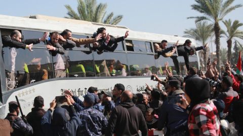أفيغدور ليبرمان يوافق 