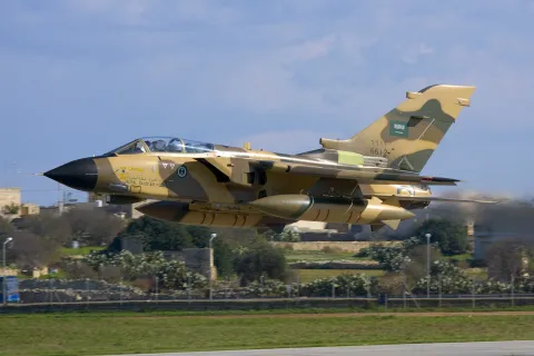 Saudi Arabia overtakes Israel in fighter jet power for the first time!
