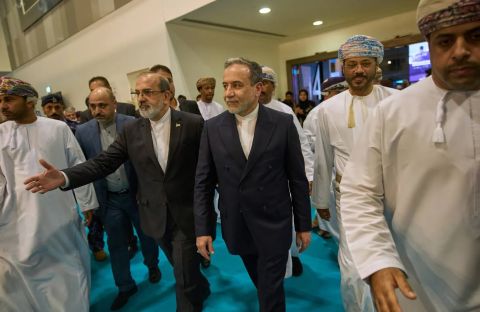 مطارات ومحطات مترو.. حالة ارتباك في أوروبا بسبب انقطاع 