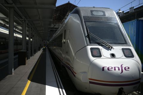 Massive power outage hits Spain, leaving millions without electricity