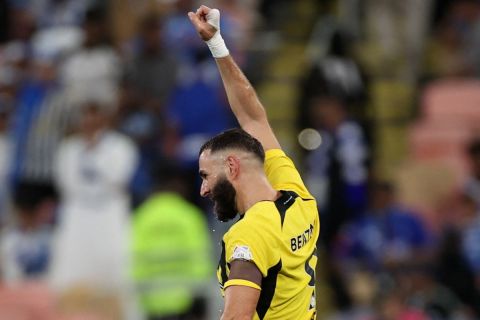 بنزيما يقود الاتحاد نحو المجد..وأرقام تثبت أنه القطعة النادرة التي لا تعوض