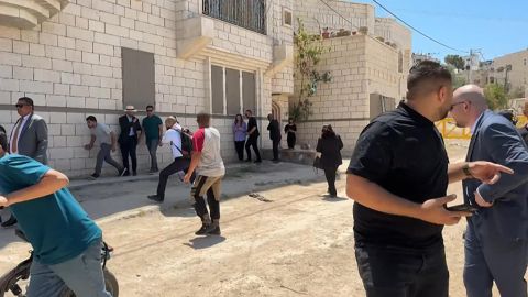 محادثات موسكو وكييف تأخذ منحى آخر.. كيف تصاعدت حدة التصريحات؟