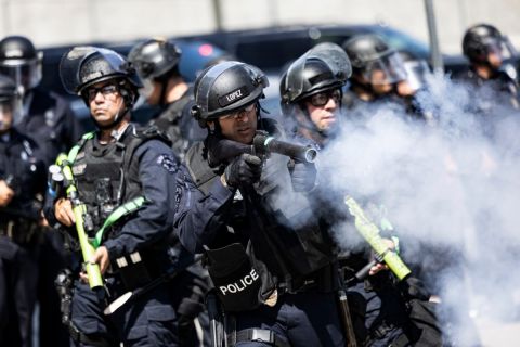 Trump to deploy 500 Marines in Los Angeles to stop protest