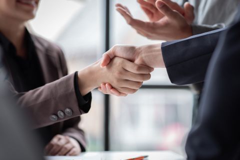 أسعار العملات المشفرة مقابل الدولار 
