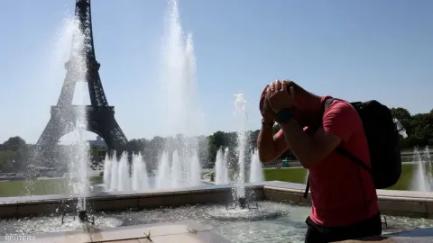 أكثر من نصفهم في مصائد الموت.. 80 شهيداً في غزة
