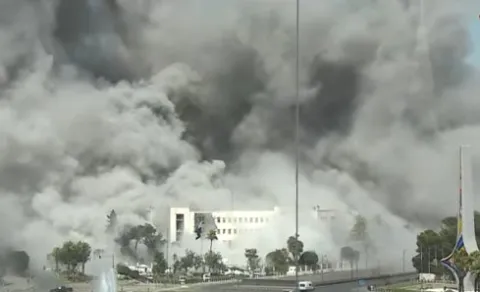 Israel targets Syrian presidential palace, defense ministry