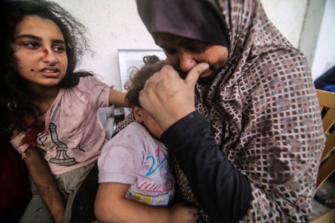 تصاعد المطالب الغربية لوقف الكارثة الإنسانية في غزة