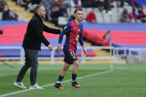 مفاجأة في برشلونة..النادي مستعد للتخلي عن كاسادو مقابل 30 مليون يورو