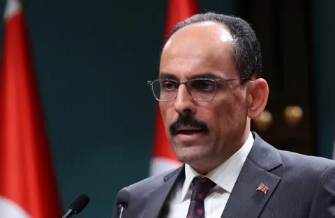 يلتقي الشرع.. رئيس المخابرات التركية يصل دمشق