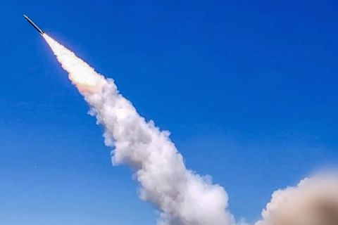 Houthis fire hypersonic missile at Israel; sirens sound in Jerusalem and Tel Aviv