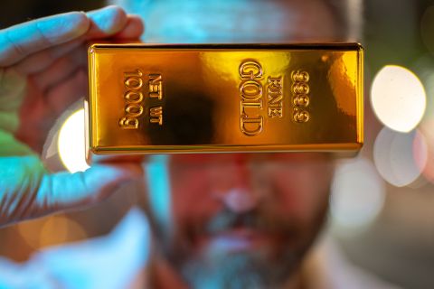 سعر الذهب يسجل أعلى مستوى تاريخي