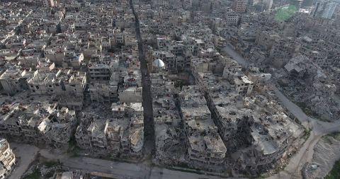 بالفيديو: أجواء المفاوضات.. الحية يجلس مع الوزير الإسرائيلي 