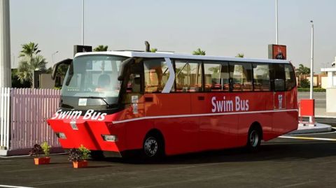 مصر: أول أتوبيس برمائي لخدمة السياحة