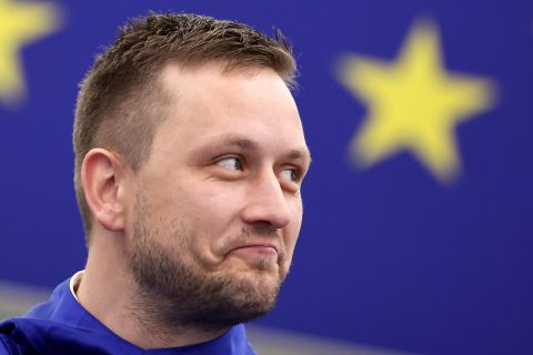 Prime Minister responds to Trump's threat to annex Greenland 