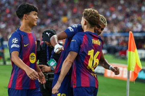 خلاف مالي يؤخر رحيل موهبة برشلونة إلى باريس سان جيرمان