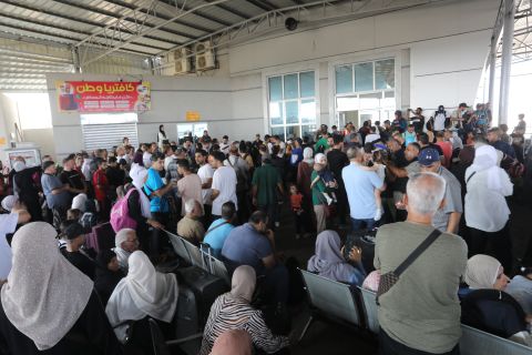 هل كان خطف ترامب للرئيس الفنزويلي قانونياً؟