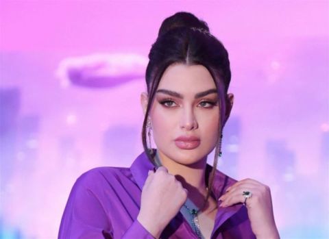 روان بن حسين في أول ظهور لها بعد خروجها من السجن.. وتثير الجدل بتعليقها