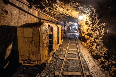 مصر : منجم السكري أنتج500 ألف أونصة ذهب خلال 2025